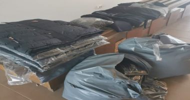 Stire din Eveniment : Bunuri contrafăcute confiscate de polițiștii de frontieră