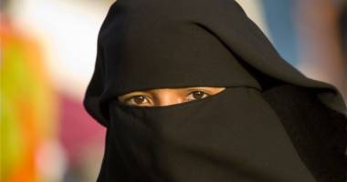 Stire din Actualitate : Profesoara americană înjunghiată mortal la Abu Dhabi este de origine română
