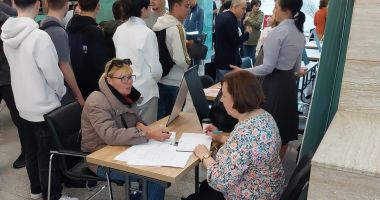 Stire din Social : Vor să muncească deși au o vârstă înaintată. „De peste două luni caut să mă angajez”