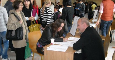 Coadă pentru un loc de muncă, la Constanța - 2