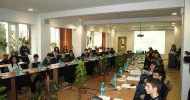 Studenții de la "Ovidius" au șansa de a se lansa în afaceri prin "Bursa de proiecte" - 2
