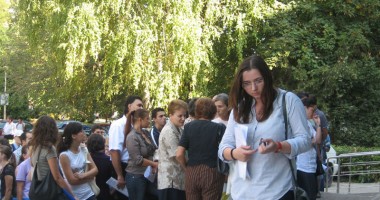 Coadă pentru un loc de muncă - 2