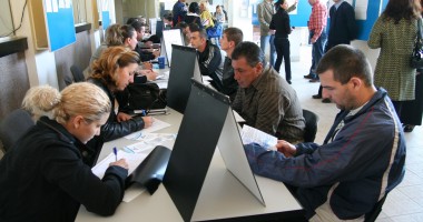Stire din Social : Câți agenți economici și-au anunțat participarea la Bursa Locurilor de Muncă Constanța