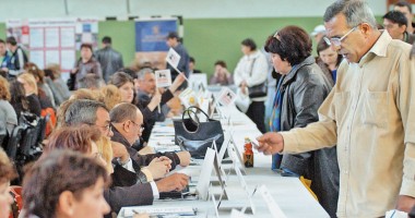 Stire din Social : Află câte job-uri sunt disponibile la Bursa locurilor de muncă de vineri, 23 septembrie