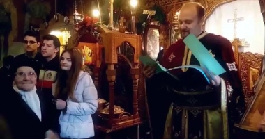 Stire din Cultură-Educație : Vor fi acordate Bursele școlare "Sf. Dumitru"