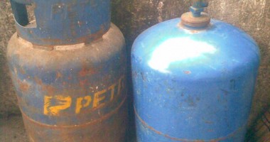 Stire din Eveniment : Copii, prinși la furat de butelii de aragaz