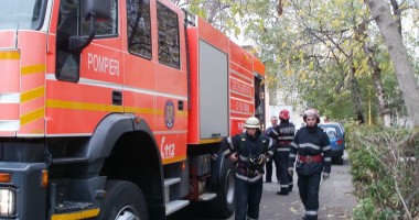 Stire din Eveniment : GALERIE FOTO / Pericol de explozie pe strada cpt. Dobrilă Eugeniu