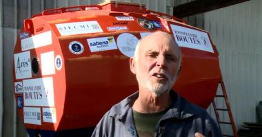 Stire din Actualitate : La 71 de ani, vrea să traverseze Oceanul Atlantic într-un butoi