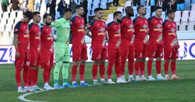 Stire din Sport : Clubul de fotbal Gloria Buzău se va desfiinţa
