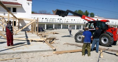 Stire din Economie : Mai multe autorizații de construire eliberate în sud - estul țării!