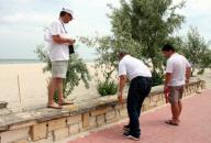 Stire din Eveniment : Hotelierii din Mamaia nu s-au înghesuit să închirieze plajele