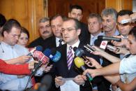 Stire din Politică-Administrație : Șase miniștri din Cabinetul Boc au fost remaniați
