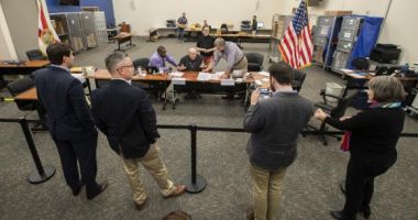 Alegeri SUA. Voturile din Florida vor fi renumărate