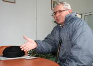 Stire din Eveniment : Pensionar de 64 de ani, cercetat penal dup&atilde; ce a fost c&atilde;lcat de un motoscuter în parc