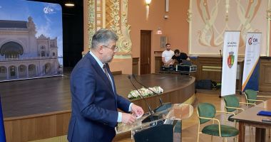 Stire din Politică-Administrație : Premierul Marcel Ciolacu, la Constanţa: "Nu demit pe nimeni! Emil Hurezeanu este un diplomat de excepţie"