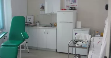 Servicii medicale fictive și decontări ilegale. Anchetă de amploare la o clinică privată