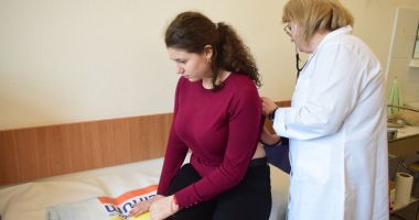 Medicină școlară cu aparatură din vremea bunicii! - 6