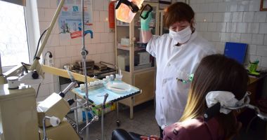 Medicină școlară cu aparatură din vremea bunicii! - 10