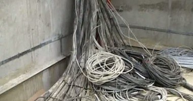 Stire din Eveniment : Român electrocutat la furat de cabluri în Belgia