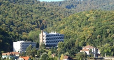 Stire din Diverse : Colecția de oferte balneare toamnă - iarnă 2012