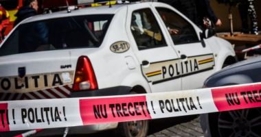 Stire din Eveniment : Trupurile a doi vârstnici, găsite într-o locuinţă din care se simţea miros de gaz