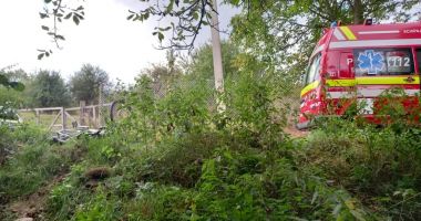 Stire din Eveniment : Bărbat de 42 de ani, suspect pentru moartea unei femei. Ar fi ucis-o în maşină şi ar fi abandonat cadavrul