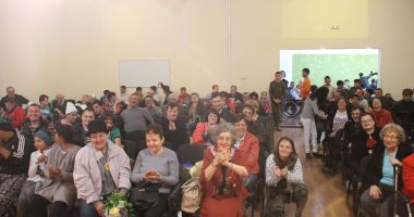 Stire din Social : Cadouri pentru copii  de la persoanele  cu handicap