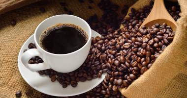 Stire din Sănătate : Cafeaua ne ajută să ne menținem greutatea după o dietă