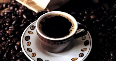 Stire din Sănătate : Cafeaua, între beneficii și riscuri