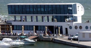 Stire din Social : Cafeneaua Filosofică vă așteaptă cu noi provocări