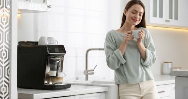 Stire din Sănătate : Cafeina poate fi utilizată și în scopul îmbunătăţirii aspectului pielii