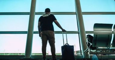 Stire din Social : MAE, atenţionare de călătorie pentru românii care pleacă în Regatul Unit