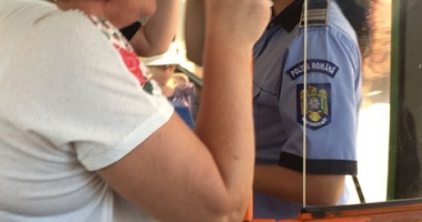 Călătorii RATC, avertizați de polițiști despre furturile din autobuze - 2
