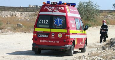 Stire din Eveniment : Accident de muncă: bărbat prins sub un tractor, la o fermă