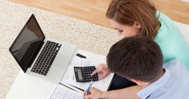 Stire din Social : Cum îți poți calcula singur pensia, conform noii legi