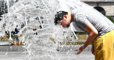 Cod galben de caniculă până la sfârşitul lunii în mai multe județe din țară
