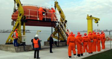 Stire din Economie : Calificarea de marinar obținută la CERONAV e valabilă pe Rin