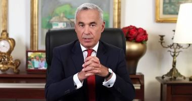 Stire din Politică-Administrație : Călin Georgescu și-a depus candidatura la prezidențiale