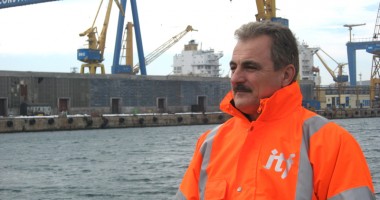 Stire din Economie : Campanie pentru informarea navigatorilor români, privind Ebola