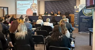 Stire din Economie : Administratori de firme constănțene, consiliați de specialiști din ANAF și Registrul Comerțului