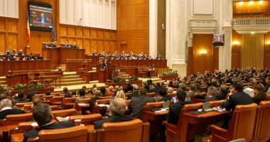 Stire din Politică-Administrație : Iată cât au cheltuit deputații în primele șase luni de mandat