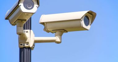 Stire din Actualitate : O comună din România își va supraveghea locuitorii cu un sistem bazat pe Inteligența Artificială