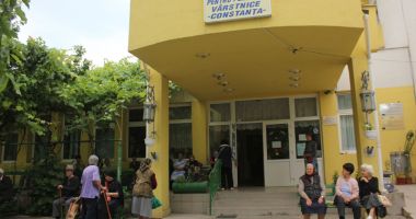 Stire din Social : Căminul pentru Persoane Vârstnice,  la ceas aniversar. În ce an a fost construit