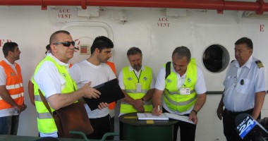 Navigația din portul Constanța mustește de muncă la negru - 4