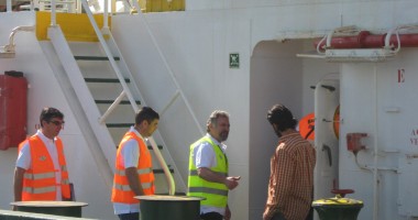 Navigația din portul Constanța mustește de muncă la negru - 3