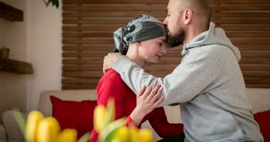 Stire din Sănătate : România are cea mai ridicată incidenţă şi mortalitate prin cancer de col uterin la nivel european