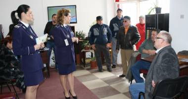 Campanie de combatere a înșelăciunilor în rândul pensionarilor constănțeni - 2