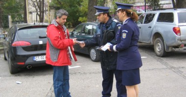 Stire din Eveniment : Campania "Tu decizi! Votează legal!", ieri, în centrul Constanței și la Hârșova