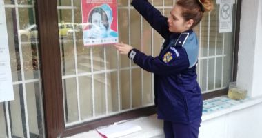 Stire din Eveniment : Ghiduri de buzunar cu semnele violenței domestice, pentru polițiști