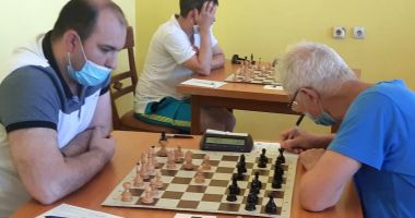 Stire din Sport : Campionatul României pentru veterani, dominat de constănţeanul Alexandru Kutnic